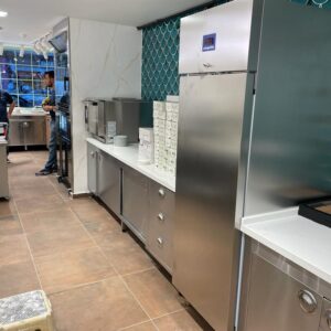 b1b51f1e-a277-4052-ac20-23edf904d27a